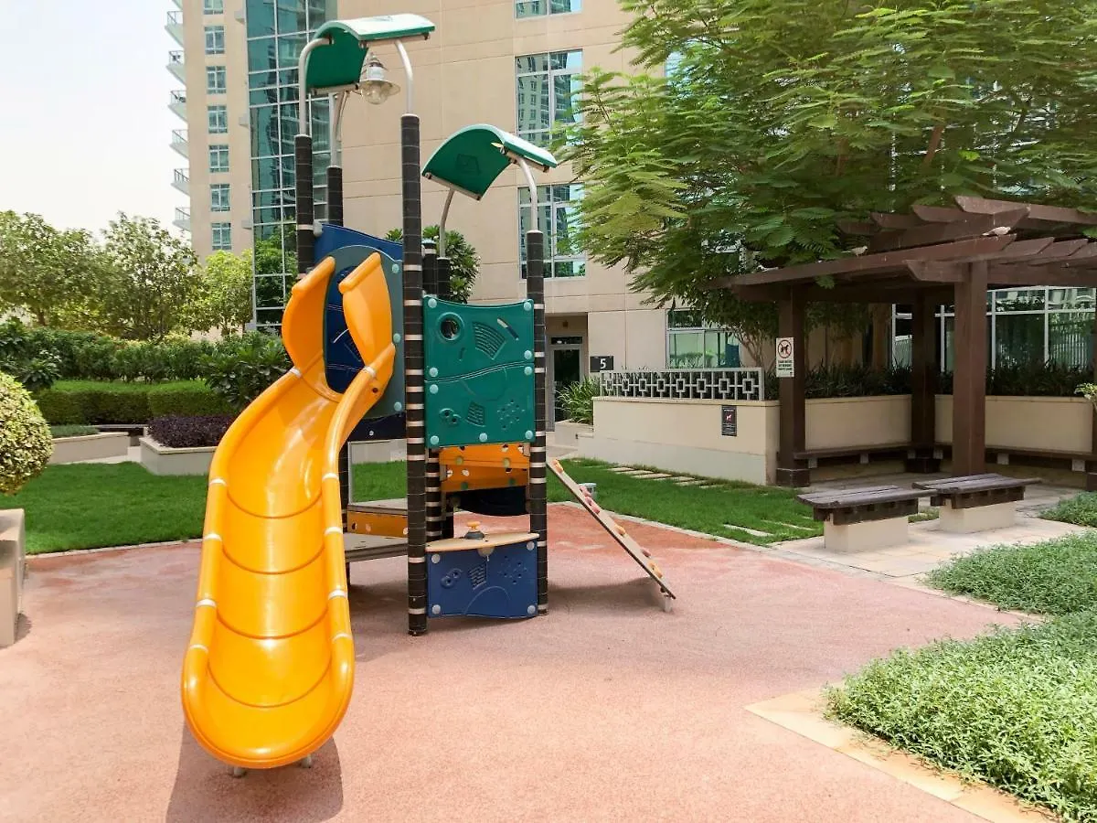 Burj Grand Apartment - Four Bedrooms Dubaj