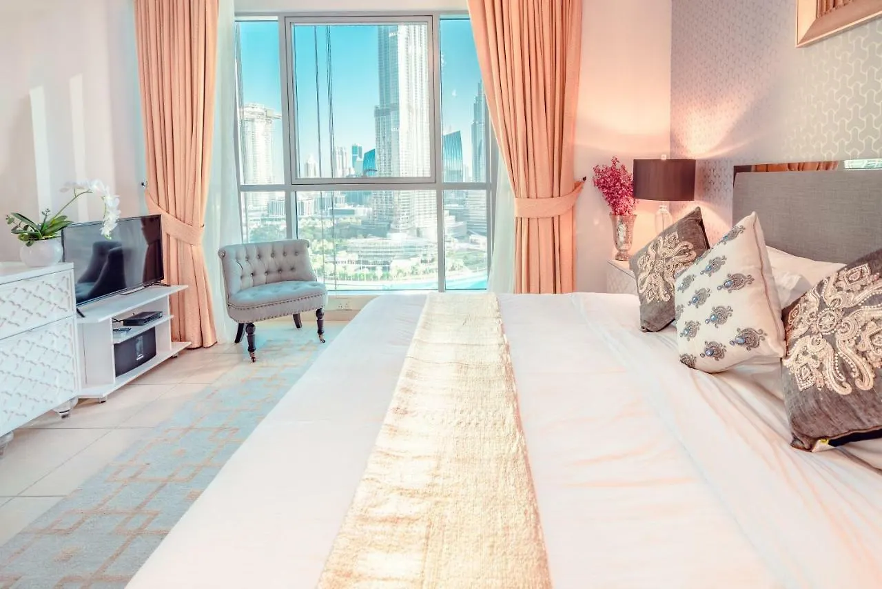 Burj Grand Apartment - Four Bedrooms Dubaj